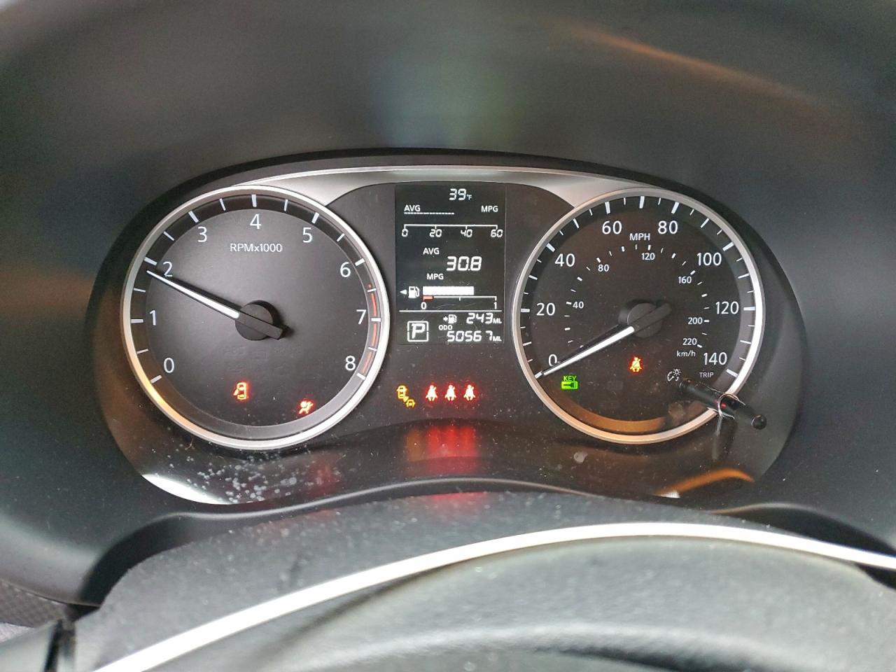 Nissan Kicks S Image 2