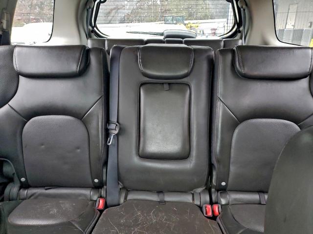 Nissan Pathfinder S Image 4