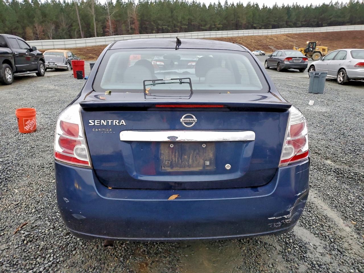 Nissan Sentra 2.0 Image 5