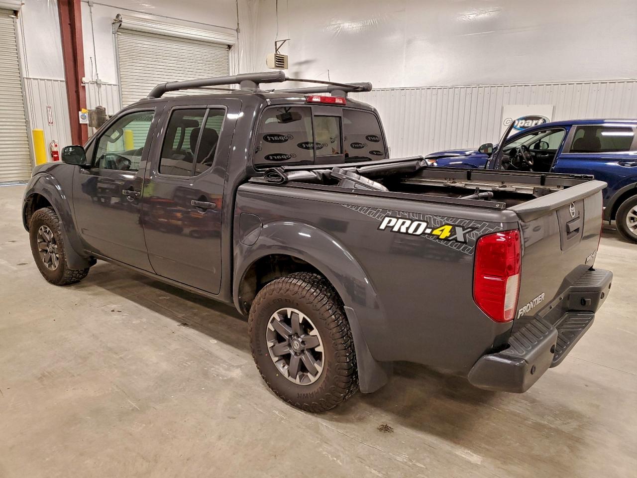 Nissan Frontier S Image 3