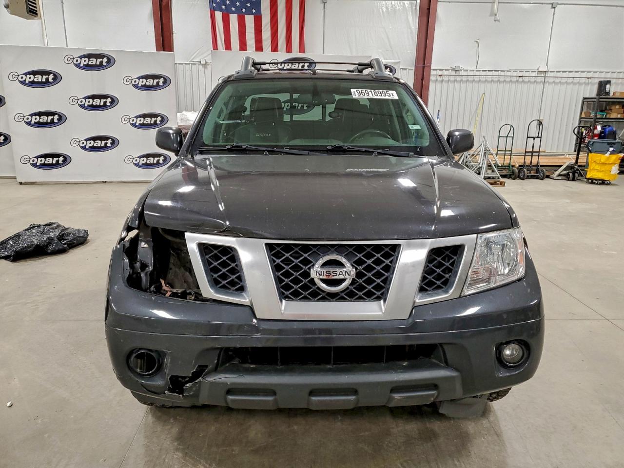 Nissan Frontier S Image 4