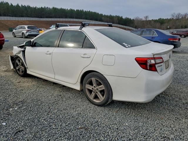 Toyota Camry L Image 5