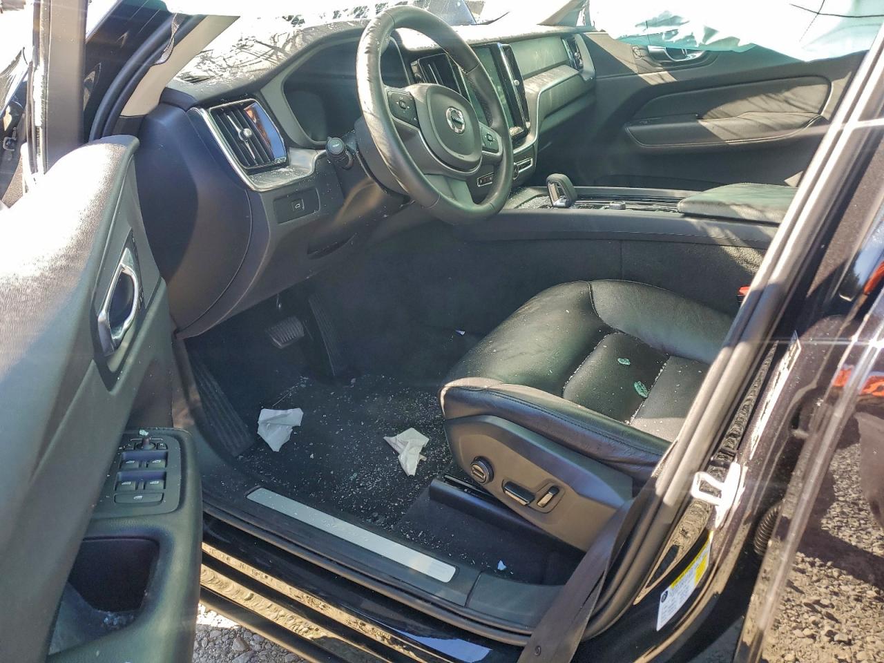 Volvo Xc60 Core Core Image 10