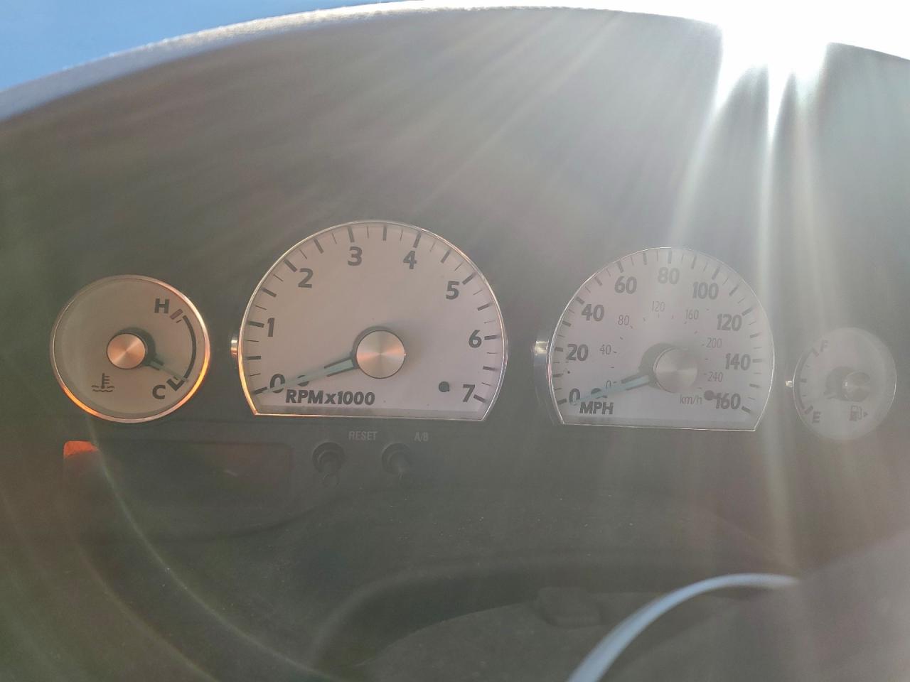 Ford Thunderbird Image 7