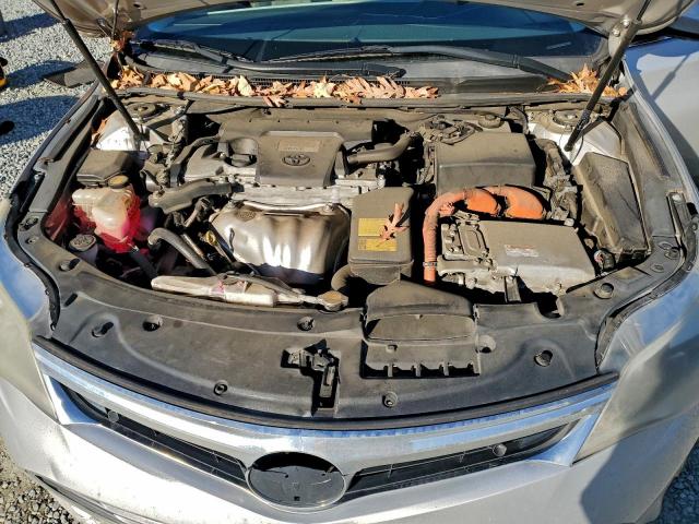 Toyota Avalon Hybrid Image 7