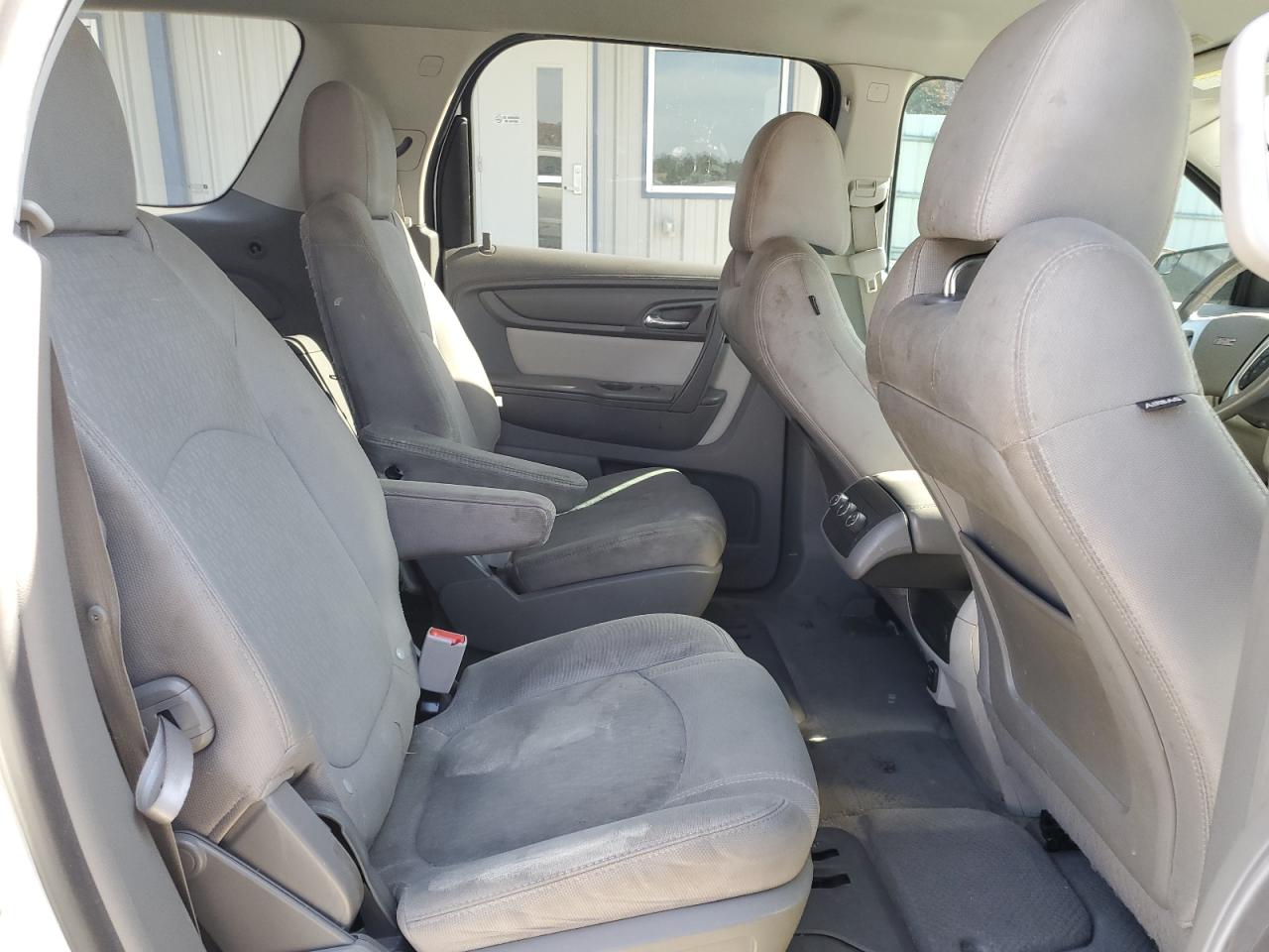 GMC Acadia Sle Image 13