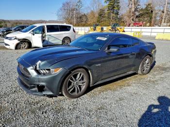  Salvage Ford Mustang